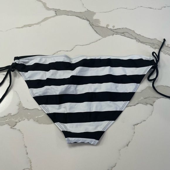 Bikini bottoms black and white striped XL - Picture 2 of 3